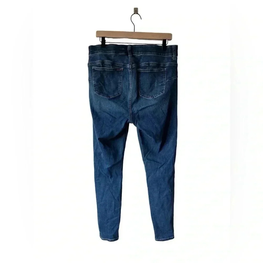 Torrid Women's Premium Bombshell Skinny Medium Wash Jeans 16R - Picture 6 of 6